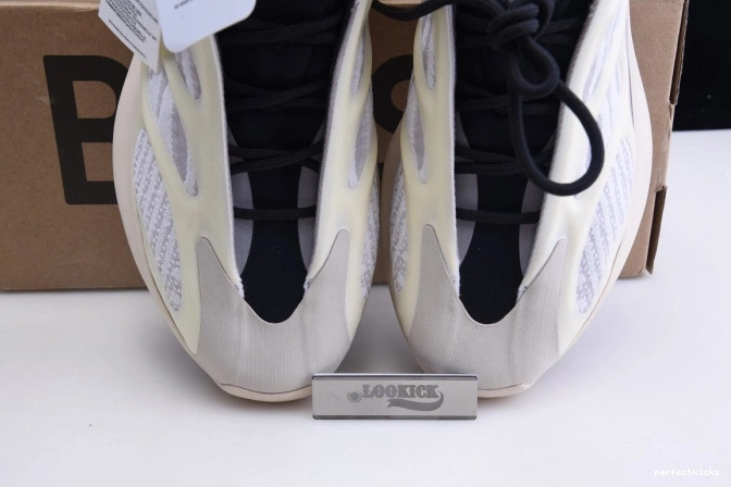 Adidas Boost Azael V3 FW4980 Yeezy 700 0806